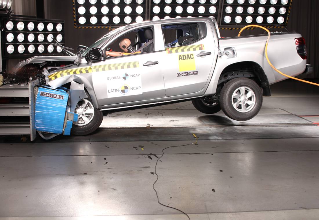mitsubishi l200, mitsubishi l200 seguridad, mitsubishi l200 pick-ups, mitsubishi l200 colombia, mitsubishi l200 pick-up colombia, mitsubishi l200 latin ncap, mitsubishi l200 estrellas latin ncap, mitsubishi l200 prueba de seguridad