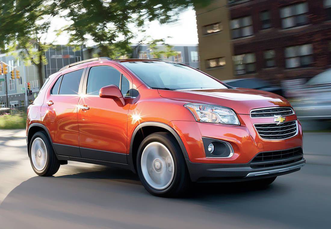 2015 en colombia, sector automotor colombiano 2015, ventas de autos en colombia 2015, historico ventas de carros en colombia, carros en colombia 2015, recuento decada 2015, año 2015 en colombia, renault logan 2015, renault logan 2016, chevrolet chevytaxi elite, chevrolet cobalt taxi colombia, mazda 2 2015 colombia, suzuki vitara live 2016 colombia, renault sandero 2016 colombia, nissan frontier 2016 colombia, foton tunland 2016 colombia, peugeot 208 colombia