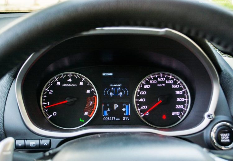 mitsubishi eclipse cross, mitsubishi eclipse cross colombia, mitsubishi eclipse cross caracteristicas, mitsubishi eclipse cross suv, mitsubishi eclipse cross precio colombia, mitsubishi eclipse cross 4x4, mitsubishi eclipse cross awd, mitsubishi eclipse cross full, mitsubishi eclipse cross comentarios, mitsubishi eclipse cross prueba de manejo, mitsubishi eclipse cross test drive, mitsubishi eclipse cross ficha tecnica, mitsubishi eclipse cross dimensiones, mitsubishi eclipse cross equipamiento, mitsubishi eclipse cross motorysa, mitsubishi eclipse cross seguridad, mitsubishi eclipse cross 2019, mitsubishi eclipse cross 2020
