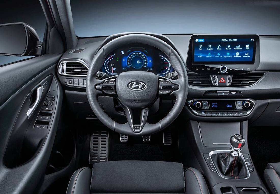 hyundai i30, hyundai i30 2021, hyundai i30 2021 compacto, hyundai i30 2021 estreno, hyundai i30 2021 nuevo modelo, hyundai i30 2021 caracteristicas completas, hyundai i30 2021 descripciones, hyundai i30 2021 sistema micro hibrido, hyundai i30 2021 mild hybrid, hyundai i30 2021 hatchback, hyundai i30 2021 fastback, hyundai i30 2021 wagon, hyundai i30 2021 salon de ginebra