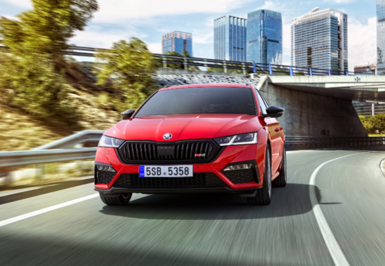 Skoda Octavia RS iV, nuevo Skoda Octavia RS iV, Skoda Octavia RS iV 2020, Skoda Octavia RS iV 2020 fotos, Skoda Octavia RS iV características, Skoda Octavia RS iV europa, Skoda Octavia deportivo, Skoda Octavia hibrido, Skoda Octavia deportivo hibrido