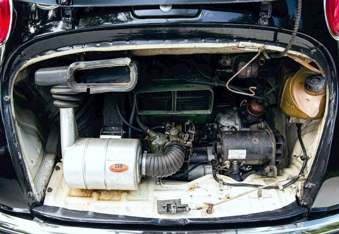 subaru 360, subaru 360 de coleccion, subaru 360 fotos, subaru 360 1970, subaru 360 historia, subaru 360 caracteristicas, subaru 360 ficha tecnica, subaru 360 kei car, subaru 360 classic, subaru 360 clasico, subaru 360 antiguo, subaru 360 police, subaru 360 policia, subaru 360 conservado, subaru 360 restaurado, kei cars antiguos, carros japoneses antiguos, autos japoneses antiguos, autos japoneses clasicos, kei cars clasicos, historia de subaru, primer subaru de la historia