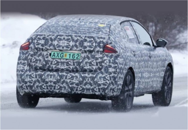 citroën c4 aircross 2021, citroën c4 aircross 2021 estreno, citroën c4 aircross 2021 fecha de estreno, citroën c4 aircross 2021 version electrica, citroën c4 aircross 2021 version cero emisiones, citroën c4 aircross 2021 suv coupe, citroën c4 aircross 2021 informacion, citroën c4 aircross 2021 datos, citroën c4 aircross 2021 caracteristicas, citroën c4 aircross 2021 fotos espia, citroën c4 aircross 2021 render