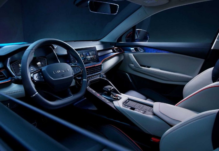 Lynk & Co 06, Lynk & Co 06 fotos, Lynk & Co 06 caracteristicas, Lynk & Co 06 lanzamiento, Lynk & Co 06 china, Lynk & Co 06 hibrido, Carros hibridos Geely, SUV hibridos, Volvo XC-40 Chino, Volvo XC-40 Chino fotos, Volvo XC-40 Chino características, Lynk & Co 06 Geely, Geely SUV, Geely marca premium, Geely carros hibridos