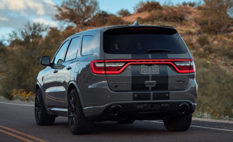 Dodge Durango SRT Hellcat, Dodge Durango SRT Hellcat fotos, Dodge Durango SRT Hellcat caracteristicas, Dodge Durango SRT Hellcat lanzamiento, Dodge Durango SRT Hellcat seis meses, Dodge Durango SRT Hellcat produccion, Dodge Durango SRT Hellcat fabrica, Dodge Durango SRT Hellcat coronavirus