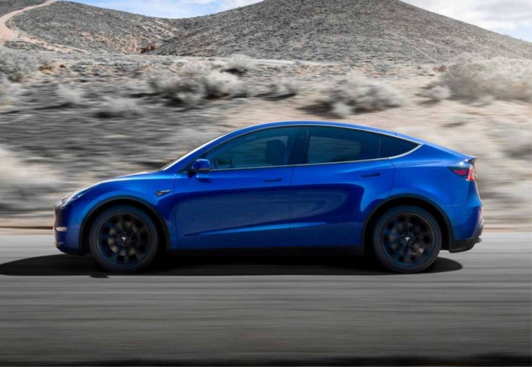 tesla model y, tesla model y noticas, tesla model y nueva version, tesla model y propulsion trasera, tesla model y información