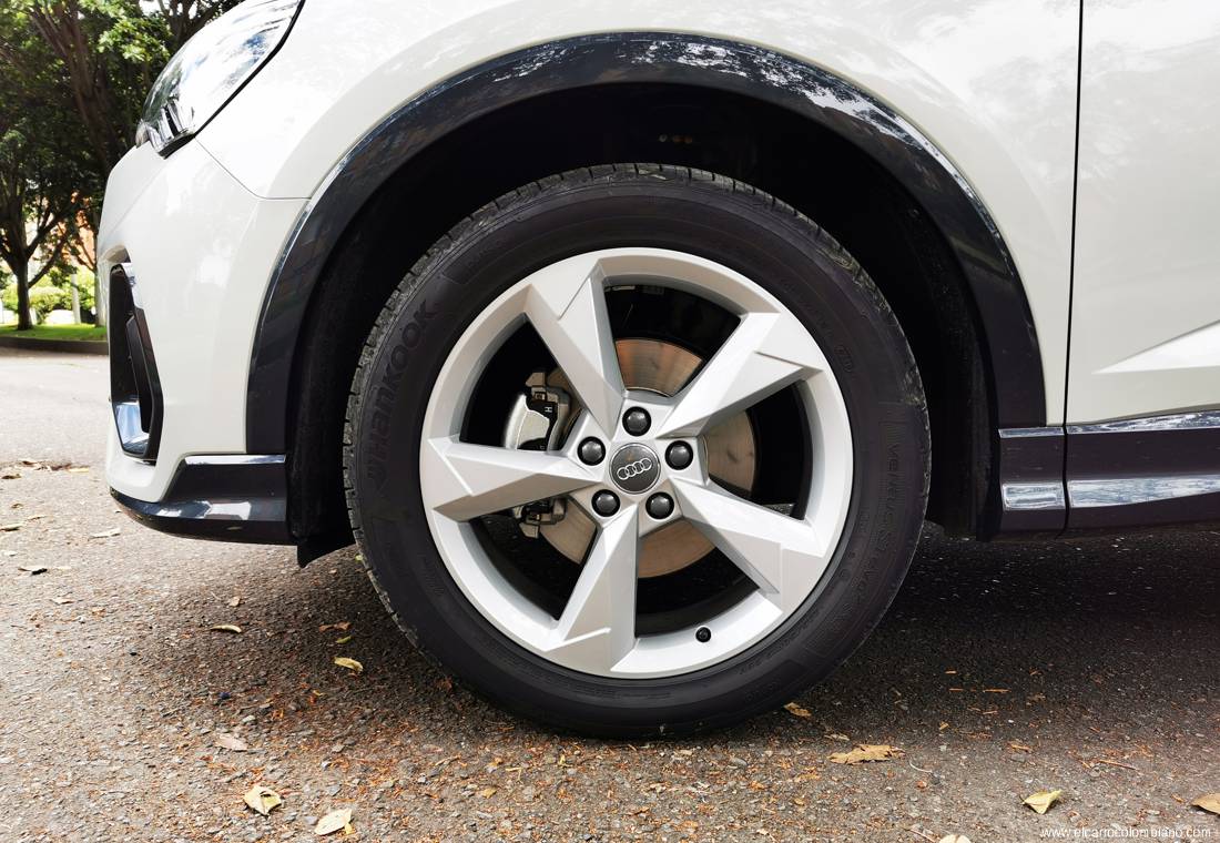 audi q3 sportback, audi q3 sportback colombia, audi q3 sportback test drive, audi q3 sportback prueba de manejo, audi q3 sportback comentarios, audi q3 sportback analisis, audi q3 sportback ficha tecnica, audi q3 sportback precio, audi q3 sportback ambition plus, audi q3 sportback precio colombia, audi q3 sportback video, audi q3 sportback puntos fuertes, audi q3 sportback puntos por mejorar, audi q3 sportback fotos, audi q3 sportback dimensiones, audi q3 sportback seguridad