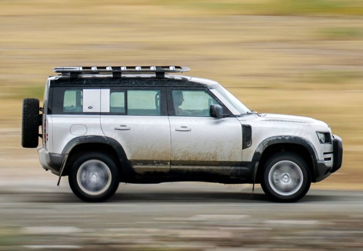 land rover defender, land rover defender 2020, land rover defender colombia, land rover defender 2020 precio, land rover defender 110, land rover defender precio, land rover defender 110 colombia, land rover defender 110 precio colombia, land rover defender 2020 colombia, land rover defender 110 s, land rover defender 110 first edition, land rover defender 110 caracteristicas, land rover defender 110 ficha tecnica, land rover defender 110 equipamiento, land rover defender 110 turbo diesel 2.0, land rover defender 110 d240, land rover defender 110 4x4, land rover defender 110 dimensiones, nuevo land rover defender en colombia