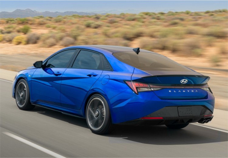 hyundai elantra n line 2021, hyundai elantra n line 2021 version deportiva, hyundai elantra n line 2021 informacion, hyundai elantra n line 2021 datos, hyundai elantra n line 2021 detalles, hyundai elantra n line 2021 caracteristicas, hyundai elantra n line 2021 motor, hyundai elantra n line 2021 fotos