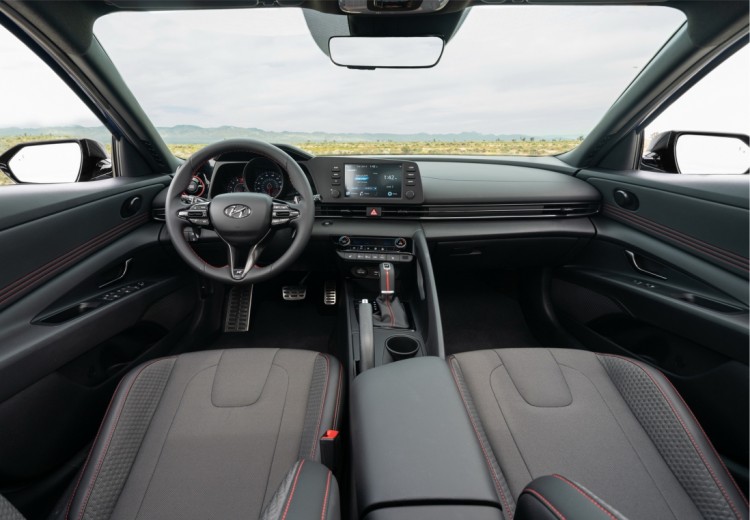 hyundai elantra n line 2021, hyundai elantra n line 2021 version deportiva, hyundai elantra n line 2021 informacion, hyundai elantra n line 2021 datos, hyundai elantra n line 2021 detalles, hyundai elantra n line 2021 caracteristicas, hyundai elantra n line 2021 motor, hyundai elantra n line 2021 fotos