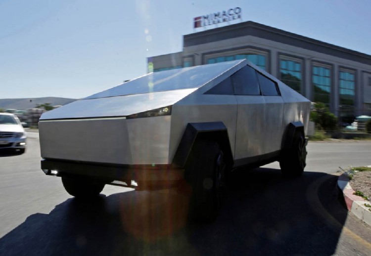 tesla cybertruck, tesla cybertruck replica, tesla cybertruck duplicada, tesla cybertruck pick-up. tesla cybertruck pick-up electrica, tesla cybertruck replica fotos
