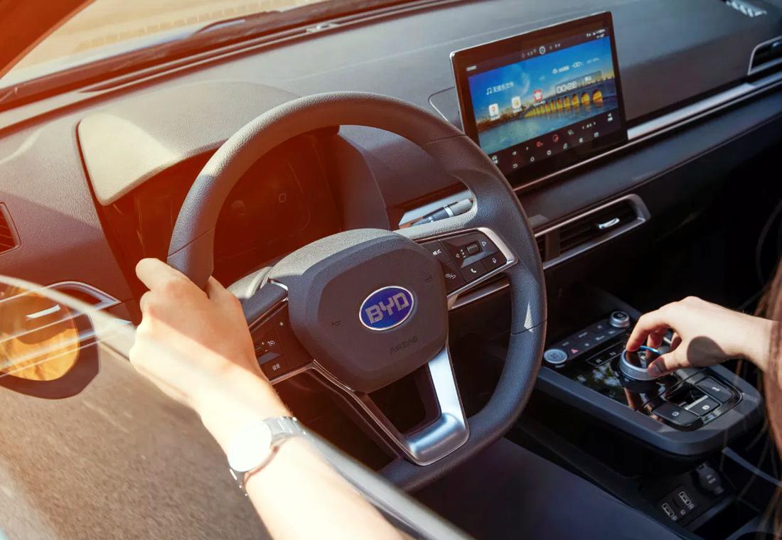 byd e2, byd e2 colombia, byd e2 electrico, byd e2 2020, byd e2 precio, byd e2 precio colombia, byd e2 300, byd e2 400, byd e2 caracteristicas, byd e2 ficha tecnica, byd e2 equipamiento, byd e2 motorysa, byd colombia, byd auto colombia, carros electricos en colombia, autos electricos en colombia