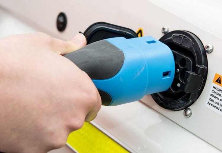 toyota land cruiser, toyota land cruiser electrico, toyota land cruiser modificado, toyota land cruiser australia, toyota land cruiser electrico informacion, toyota land cruiser electrico datos, toyota land cruiser electrico caracteristicas, toyota land cruiser electrico fotos