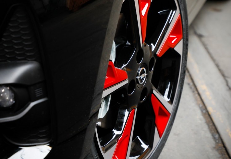 Opel Corsa Individual, Opel Corsa Individual fotos, Opel Corsa Individual características, Opel Corsa Individual fotos, Opel Ford, Corsa Fiesta, Corsa versión especial, Nuevo Opel Corsa, Opel Corsa 2021, Opel Corsa 2021 versión especial