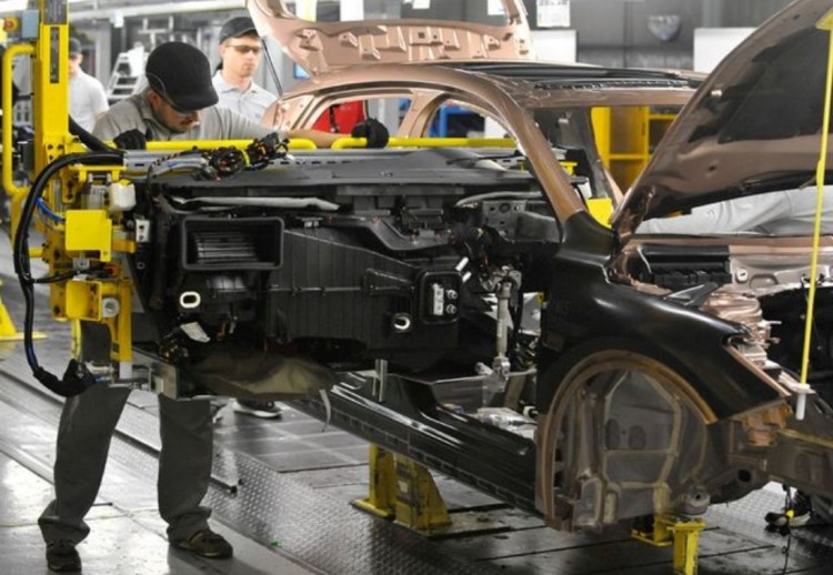 industria automotriz, industria automotriz escasez de partes, industria automotriz escases chips, industria automotriz escases microprocesadores, industria automotriz escases chips colombia, industria automotriz escases chips argentina, industria automotriz escases chips chile, industria automotriz escases chips peru, industria automotriz escases chips mexico, industria automotriz escases chips general motors