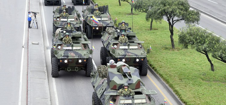 Vehiculos militares colombia