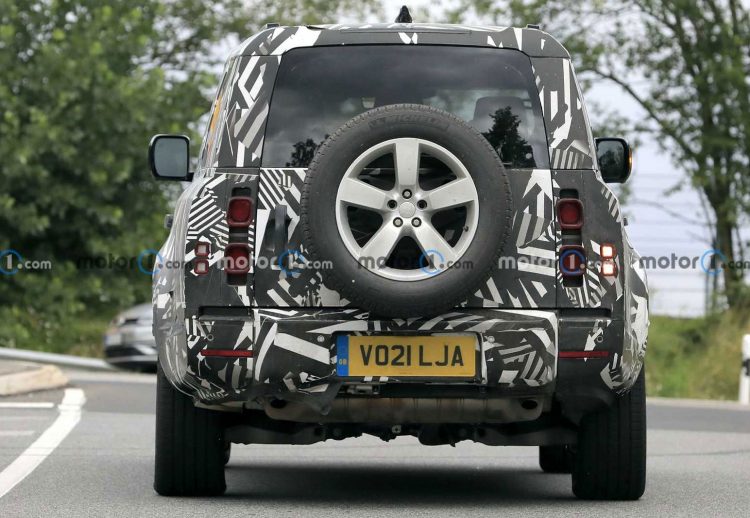 land-rover-defender-130-fotos-espia