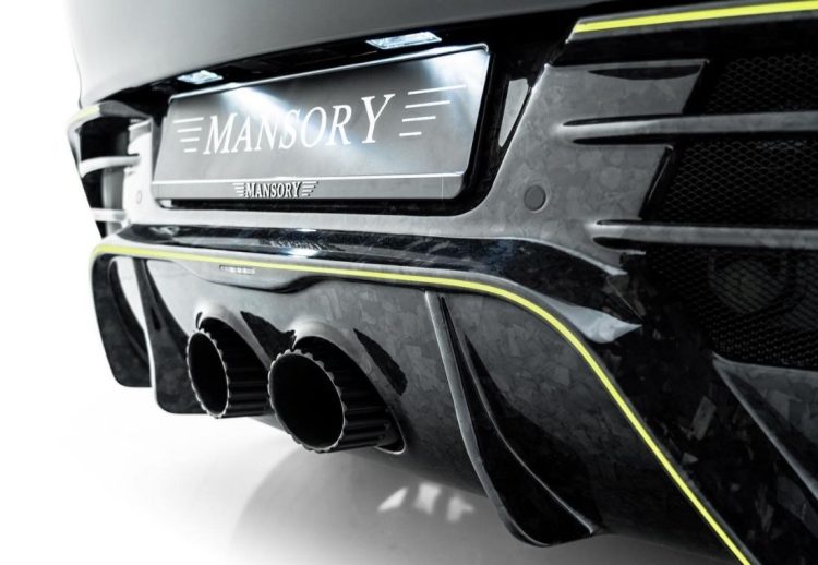 Aston Martin DBX por Mansory