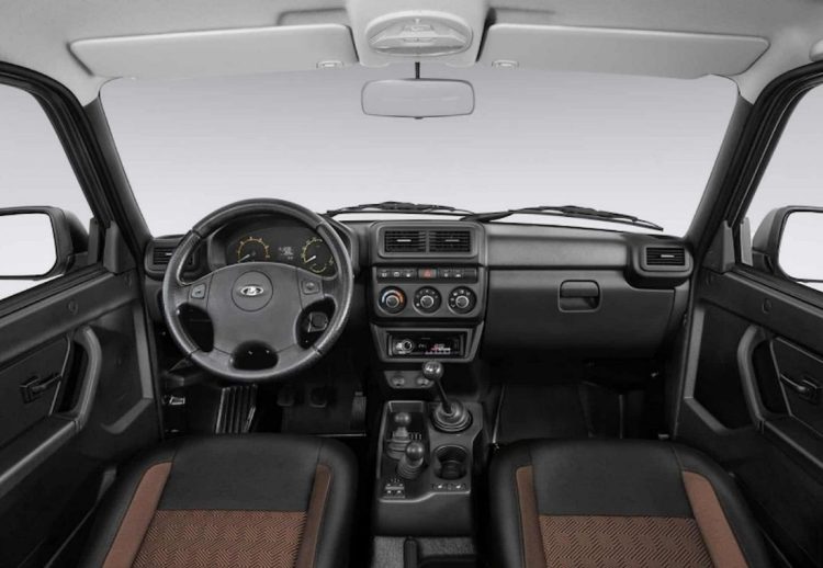 Lada Niva Bronto