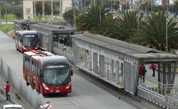 Puertas Anticolados Transmilenio
