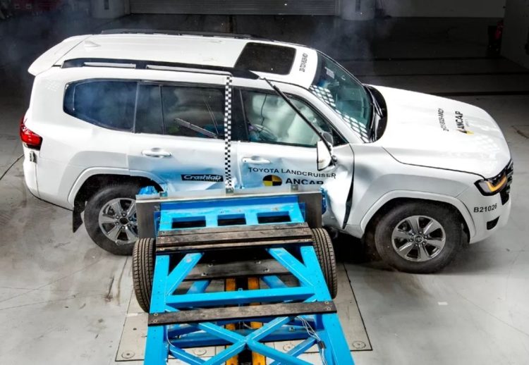 Toyota Land Cruiser 300 pruebas de seguridad