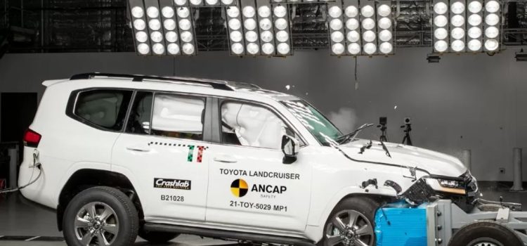 Toyota Land Cruiser 300 pruebas de seguridad