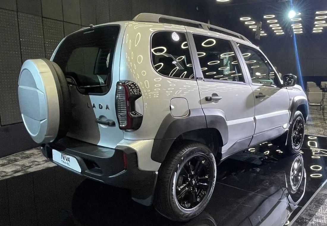 Lada Niva Travel Black: edición especial deportiva y con mucho estilo