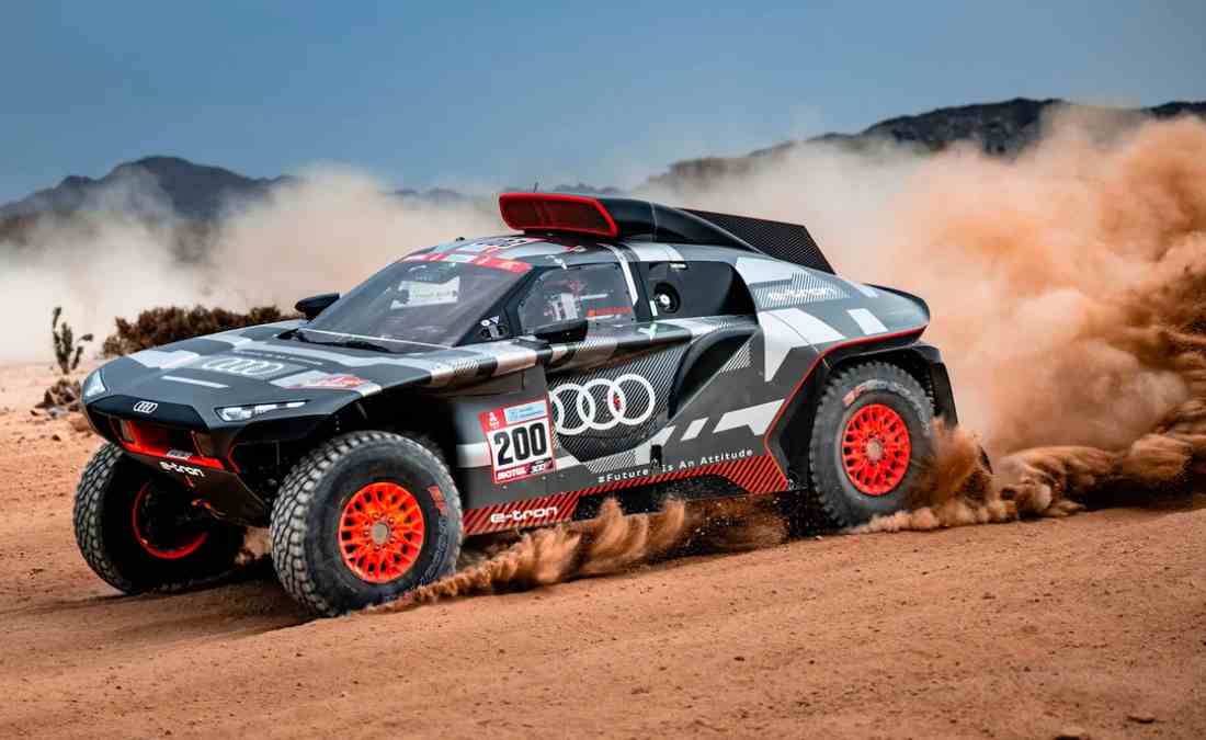 Audi RS Q e-tron-carlos-sainz-rally-dakar
