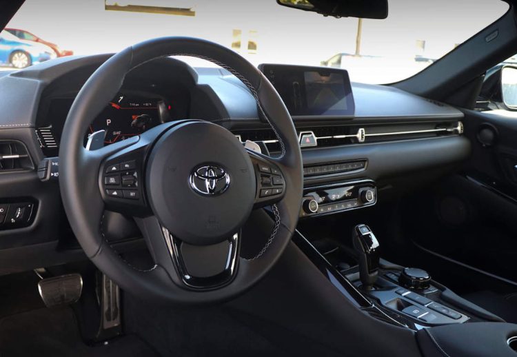 Toyota volante Inflable toyota Toyota lanzaría un ‘volante inflable’: con más sensores para la seguridad interior toyota 750x518