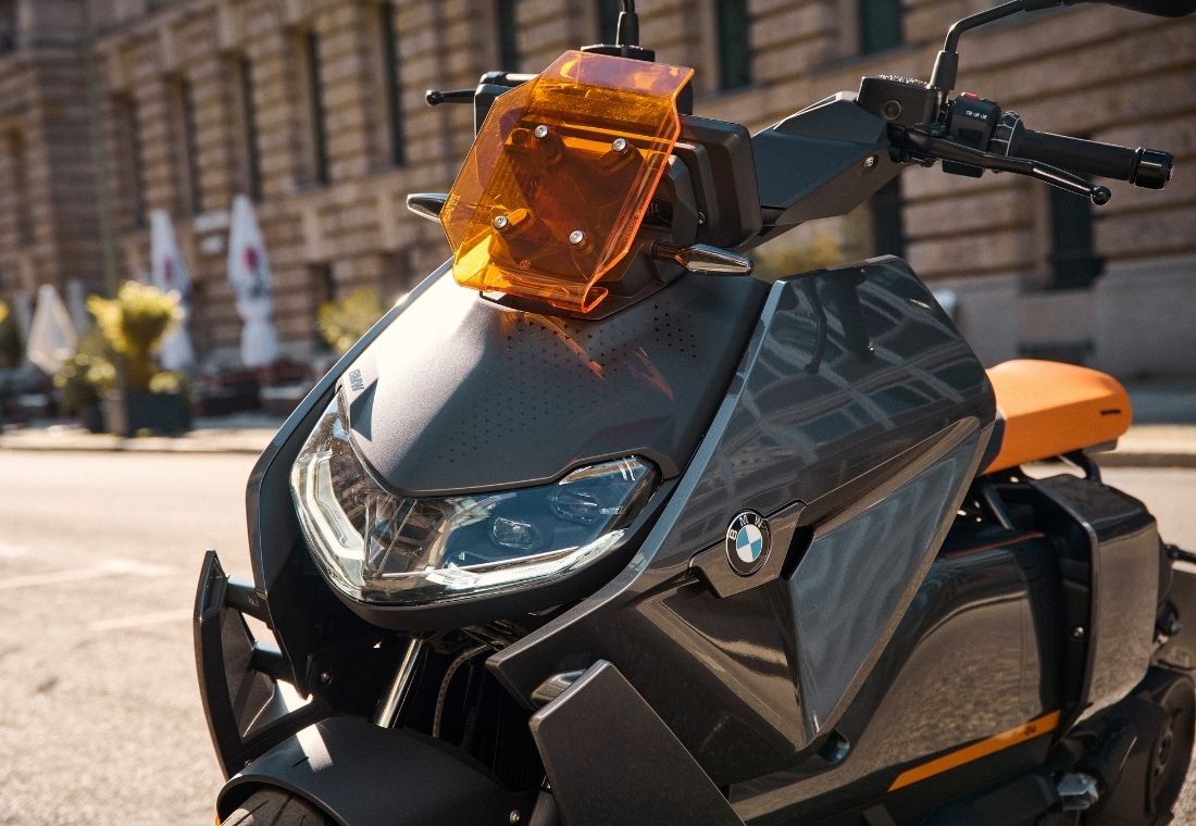 BMW Motorrad presenta la CE 04 eléctrica en Colombia: precio y datos