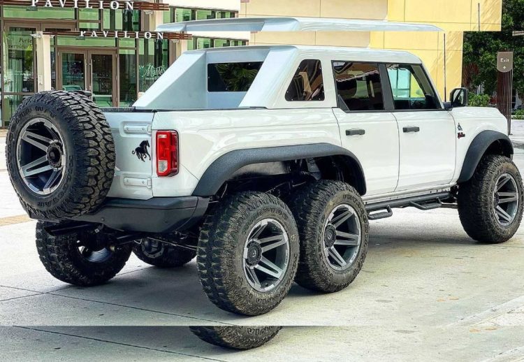 Ford Bronco 6x6