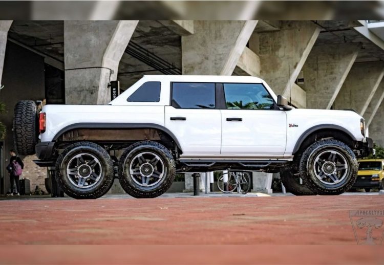 Ford Bronco 6x6