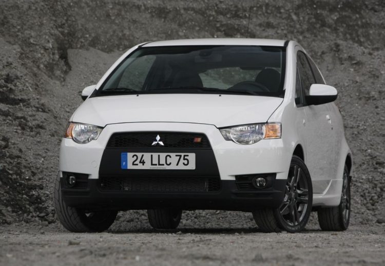 Mitsubishi Colt 2023