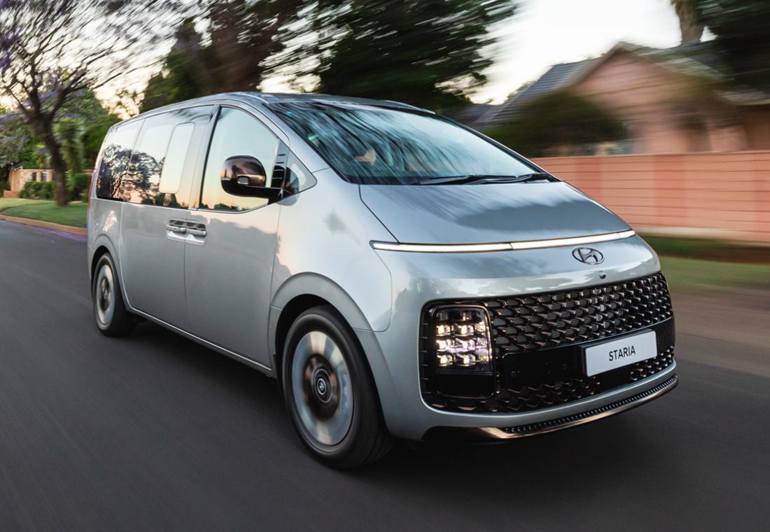 Hyundai Staria, la van tipo futurista, llegó a Colombia: Precios y ...