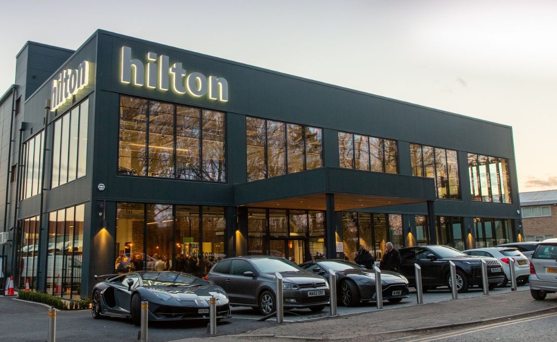 Hilton Hotel para autos