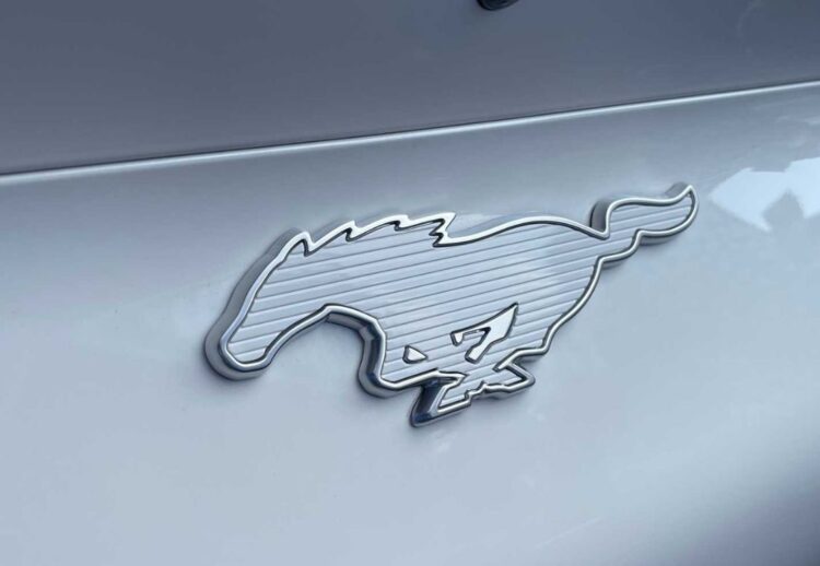 Ford Mustang Mach-E rompe nuevo récord de ventas