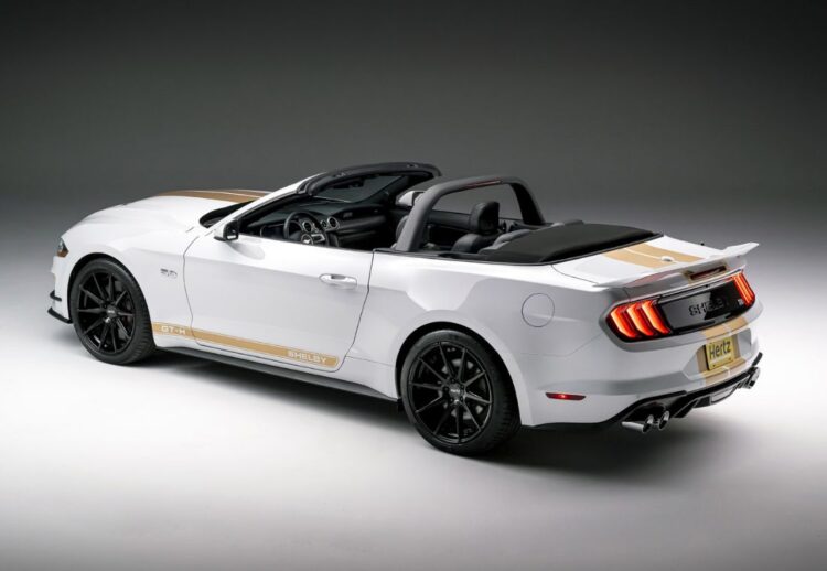 Ford Mustang Shelby-Hertz