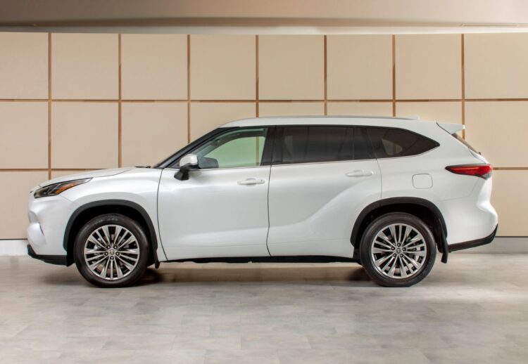 Toyota Highlander 2023