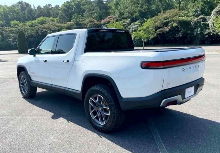 Rivian R1T Colombia pick-up eléctrica