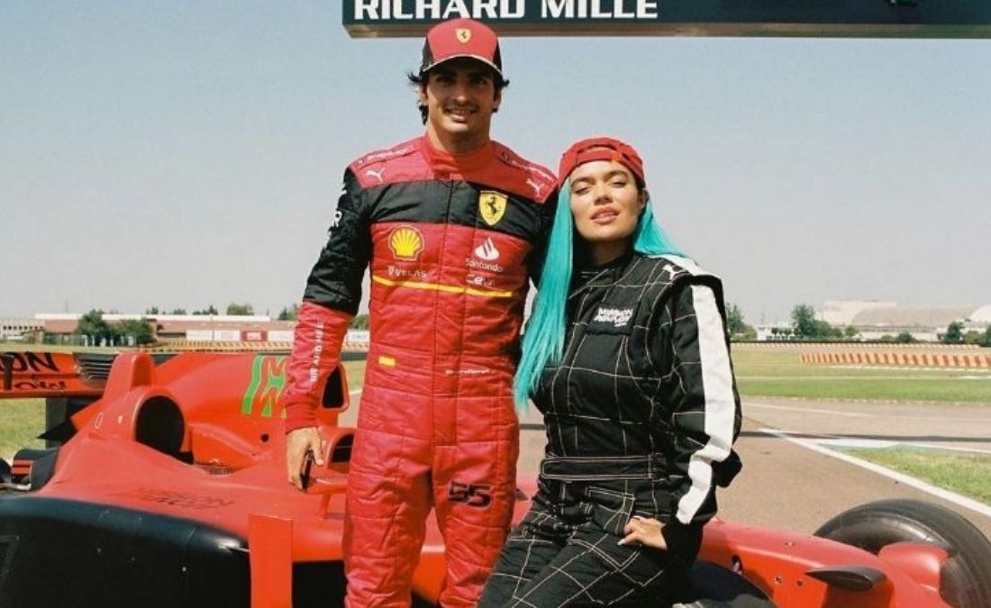 Karol G en Ferrari