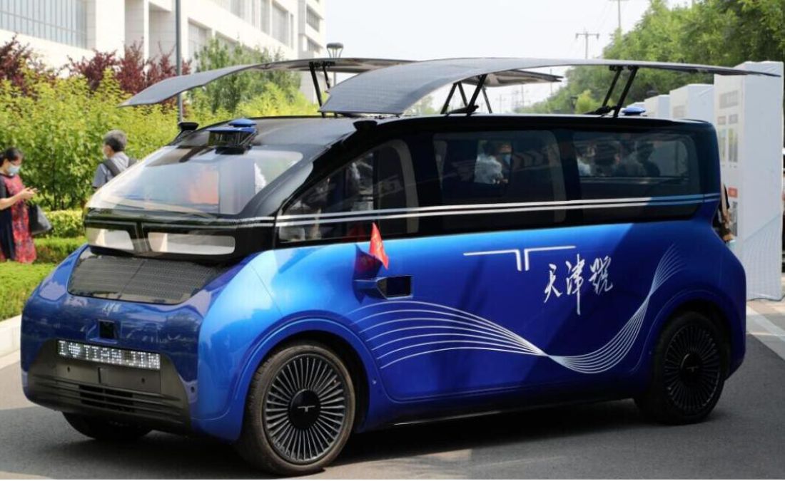 Vehiculo solar-autonomo chino