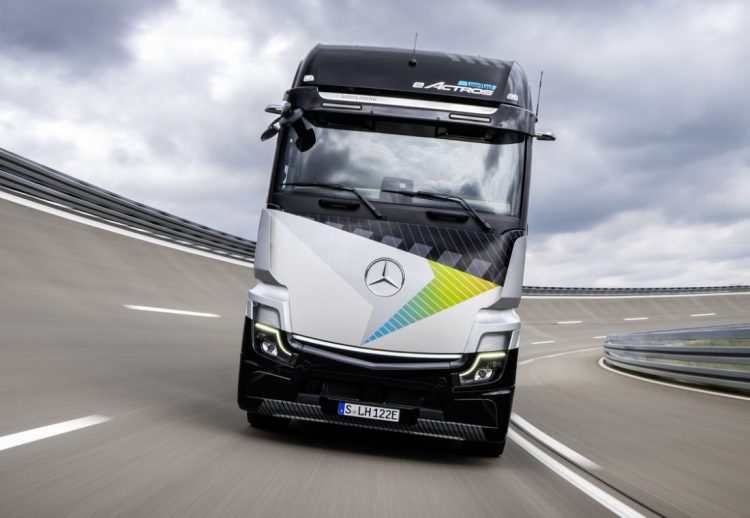 Mercedes Benz eActros LongHaul