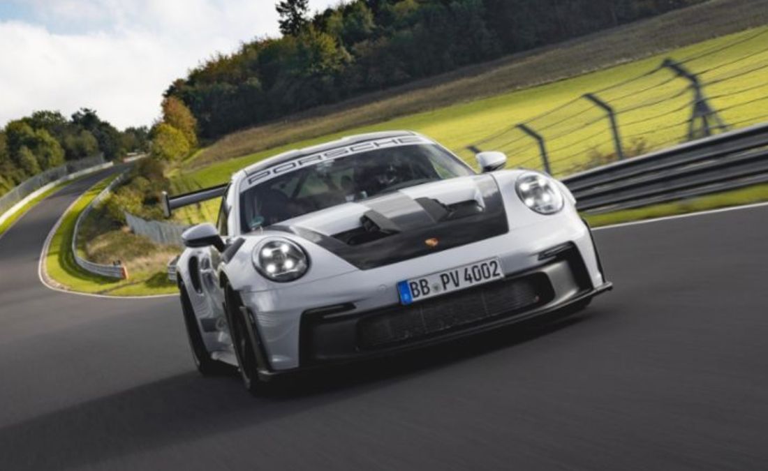 Porsche 911 GT3 RS marca 6:49.328 minutos en Nürburgring Nordschleife