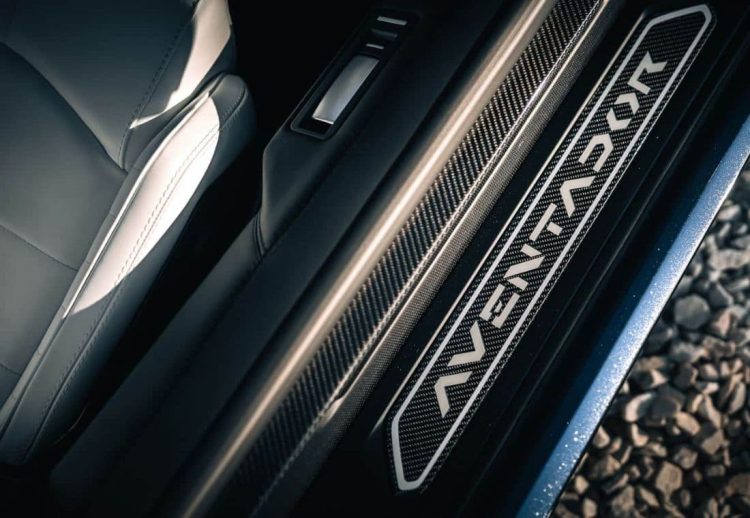 el último Lamborghini Aventador