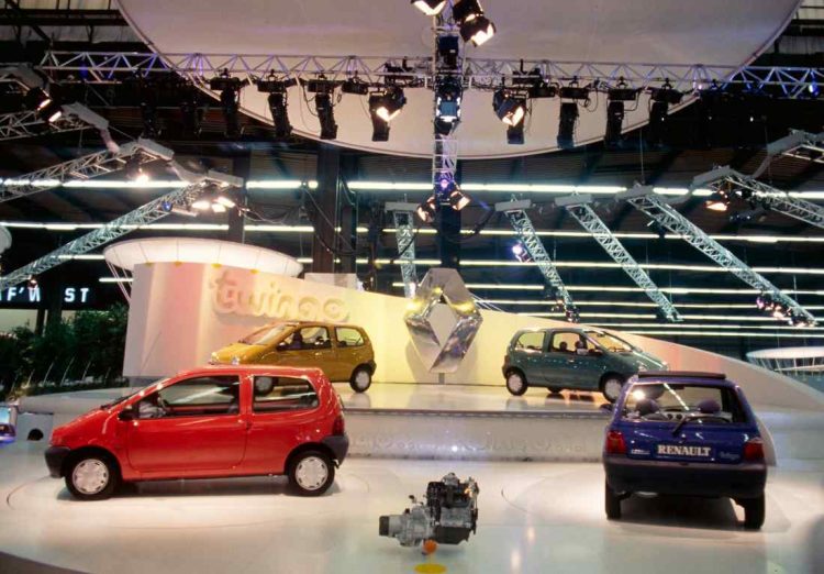 Renault Twingo 1992, lanzamiento en Salón de París.