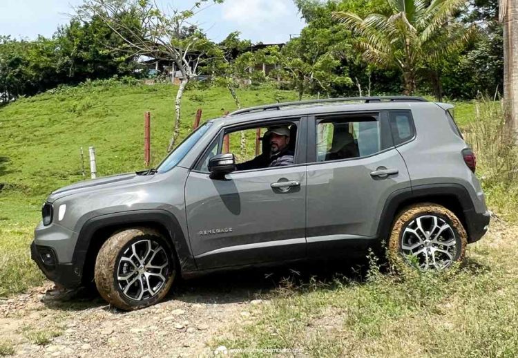Jeep Renegade Turbo 2023 Colombia