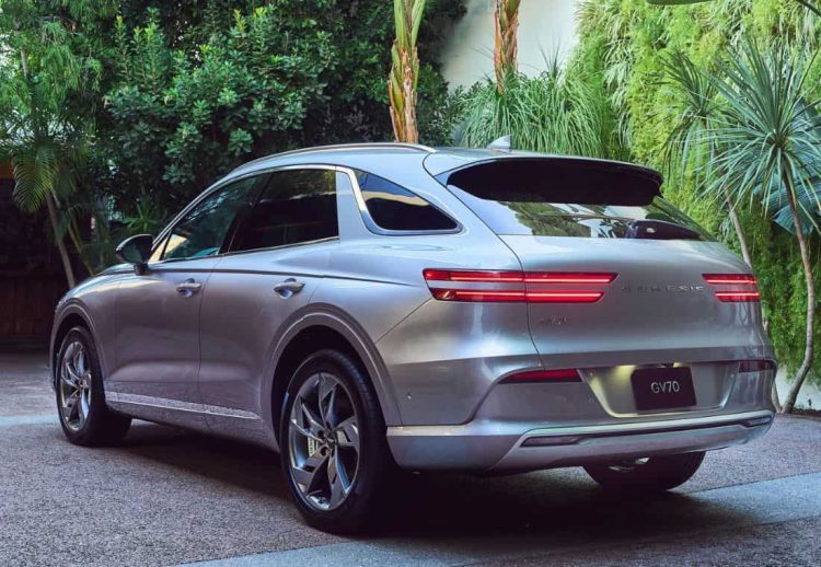 Genesis Electrified GV70
