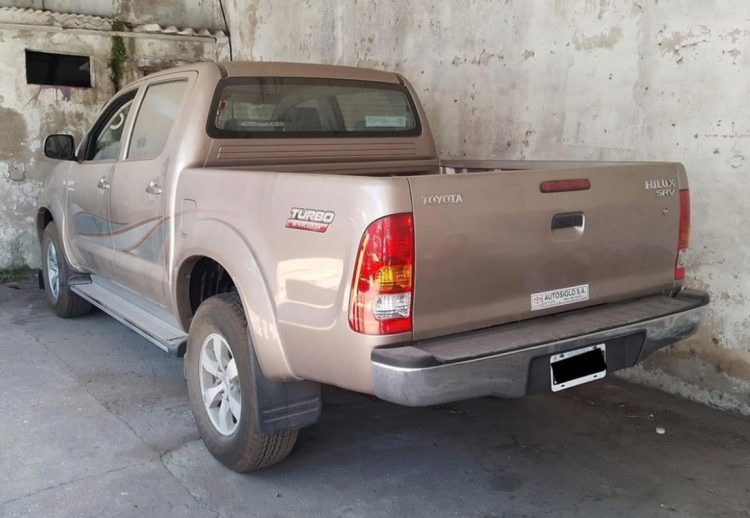 Toyota Hilux viral
