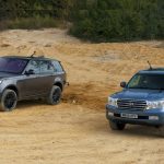 Toyota Land Cruiser vs. Range Rover