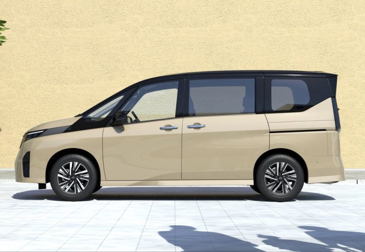Nissan Serena 2023